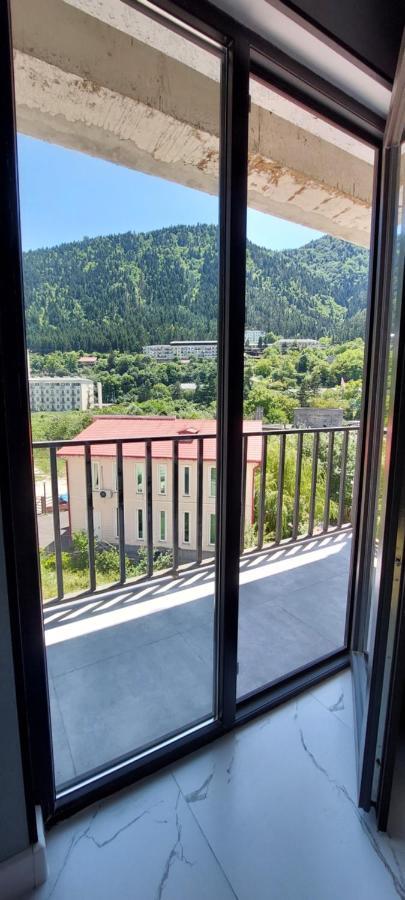 New Apartments In Bordschomi Exterior foto